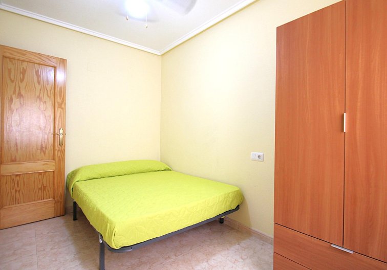 Resale - Apartment - Torrevieja - Las Piscinas Naturales