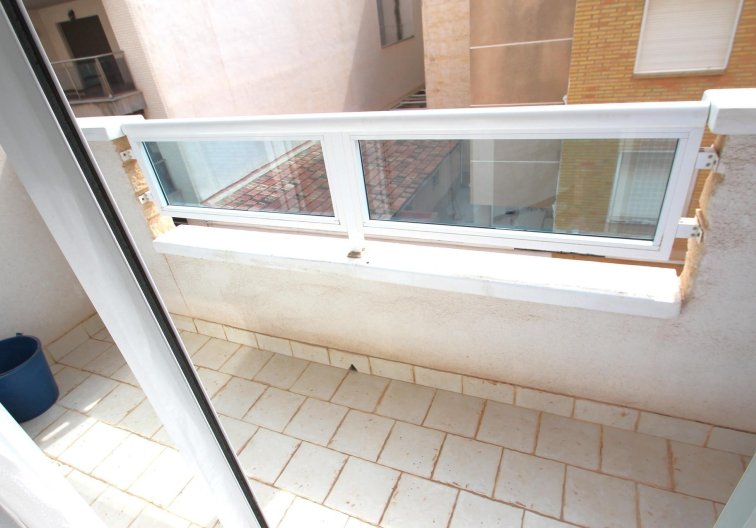 Resale - Apartment - Torrevieja - Las Piscinas Naturales