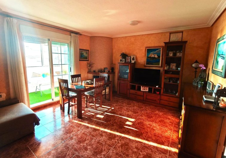 Resale - Apartment - Torrevieja - Centro