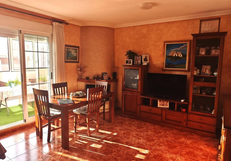 Resale - Apartment - Torrevieja - Centro