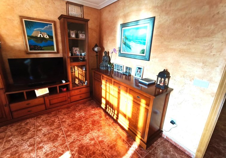 Resale - Apartment - Torrevieja - Centro