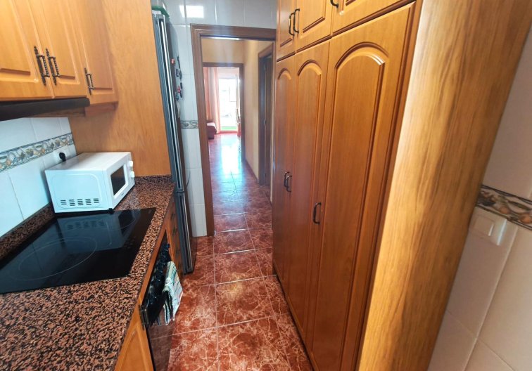 Resale - Apartment - Torrevieja - Centro
