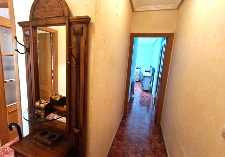 Resale - Apartment - Torrevieja - Centro