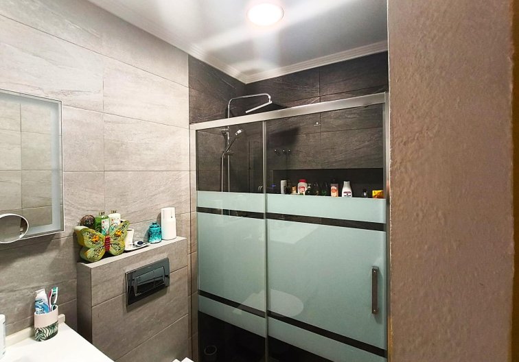 Resale - Apartment - Torrevieja - Centro