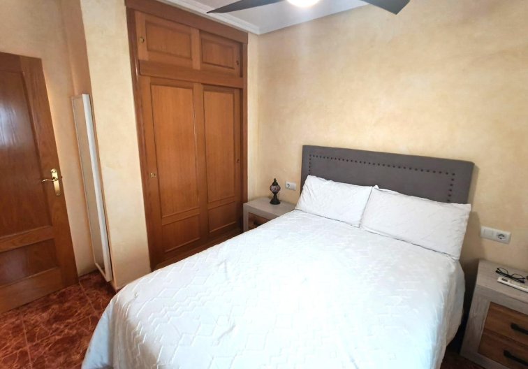 Resale - Apartment - Torrevieja - Centro