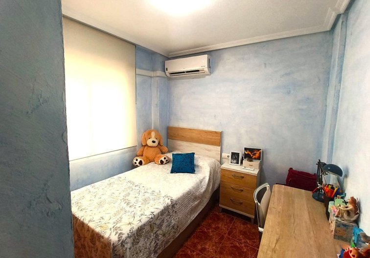 Resale - Apartment - Torrevieja - Centro