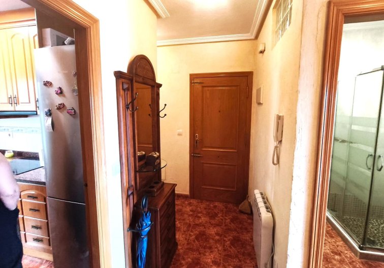 Resale - Apartment - Torrevieja - Centro