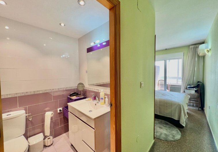 Wiederverkauf - Wohnung - Torrevieja - Puerto Deportivo