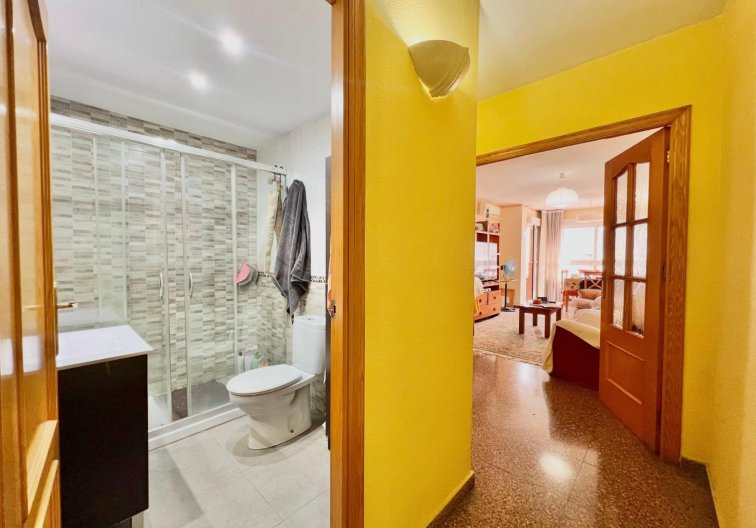 Wiederverkauf - Wohnung - Torrevieja - Puerto Deportivo