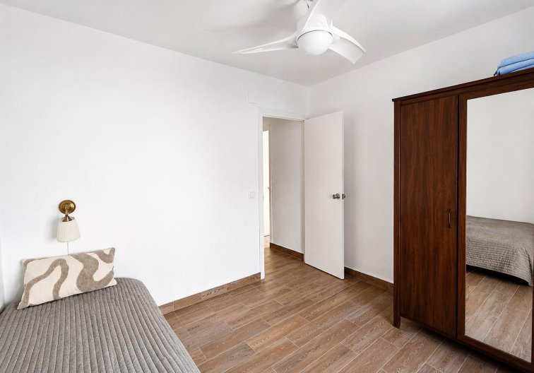 Resale - Apartment - Torrevieja - Playa del Cura