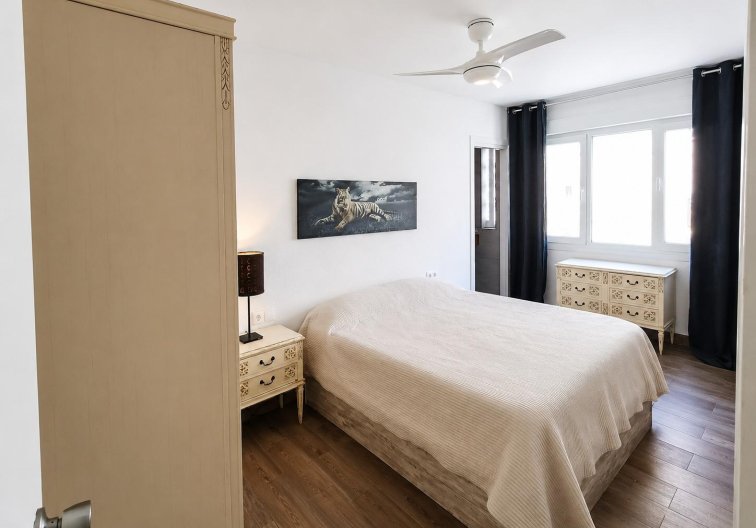 Resale - Apartment - Torrevieja - Playa del Cura