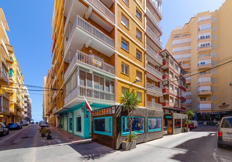 Resale - Apartment - Torrevieja - Playa del Cura