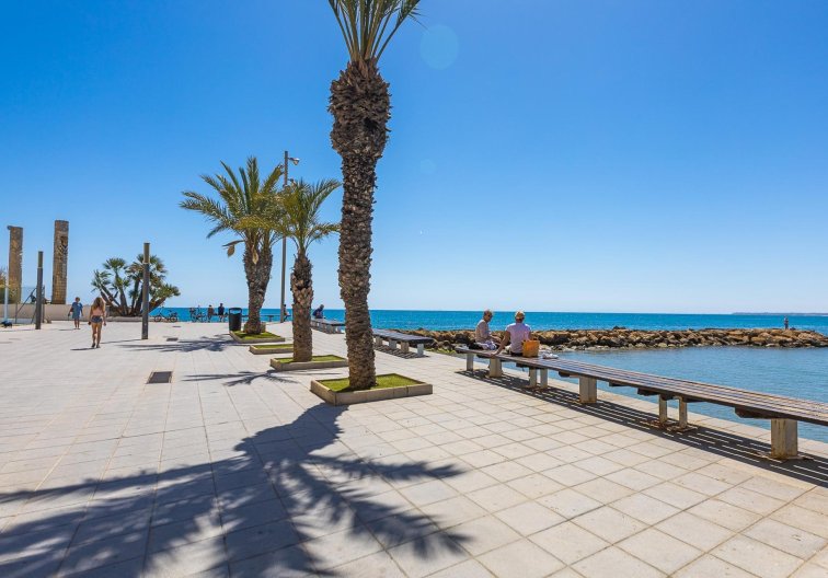 Resale - Apartment - Torrevieja - Playa del Cura