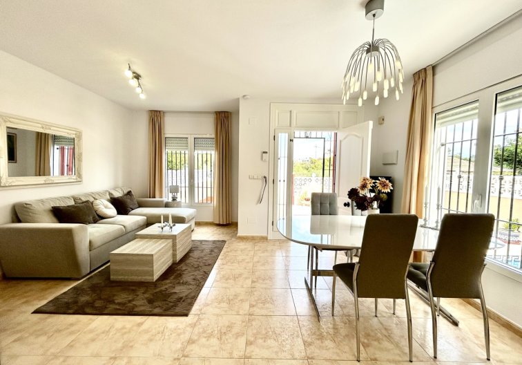Herverkoop - town house - Dehesa de Campoamor - Costa Blanca