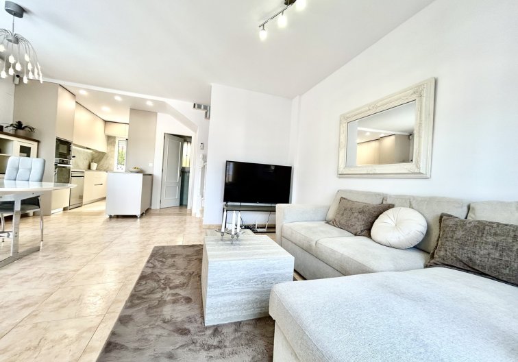 Herverkoop - town house - Dehesa de Campoamor - Costa Blanca