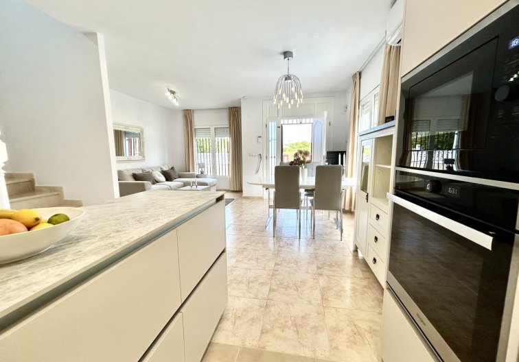 Herverkoop - town house - Dehesa de Campoamor - Costa Blanca