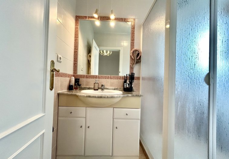Herverkoop - town house - Dehesa de Campoamor - Costa Blanca