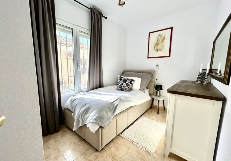 Herverkoop - town house - Dehesa de Campoamor - Costa Blanca