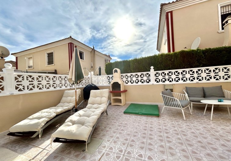 Herverkoop - town house - Dehesa de Campoamor - Costa Blanca