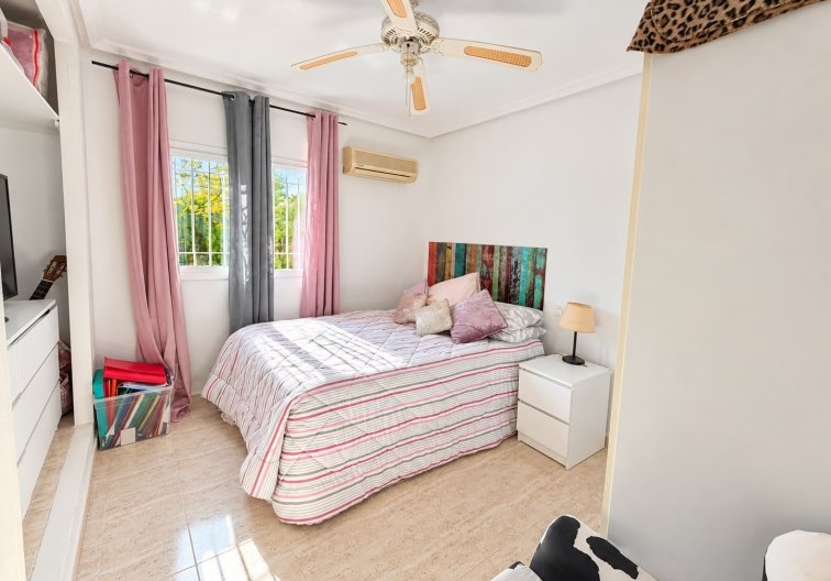 Wiederverkauf - town house - Alicante - Costa Blanca