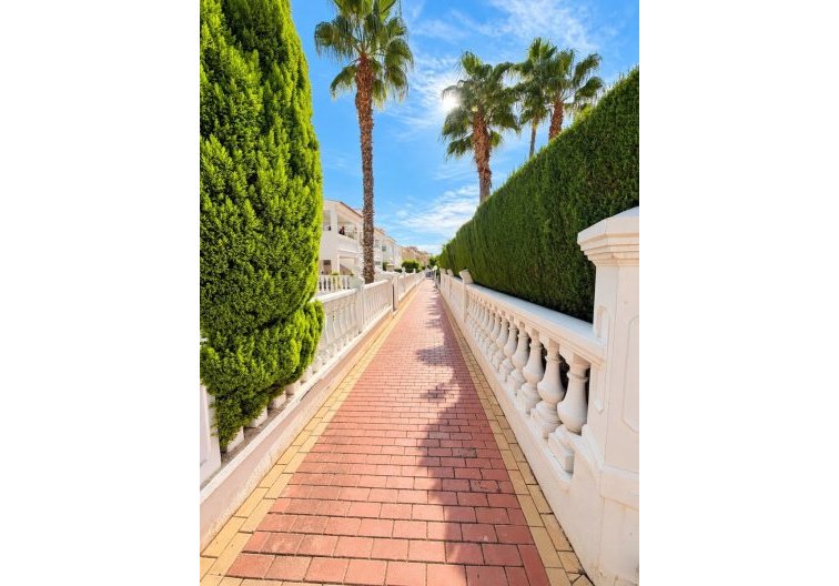 Wiederverkauf - town house - Alicante - Costa Blanca