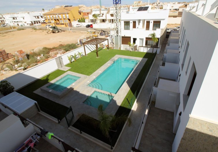 New Build - villa - Pilar de la Horadada - parque Andromeda