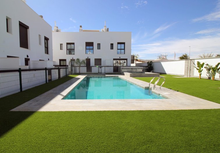 New Build - villa - Pilar de la Horadada - parque Andromeda