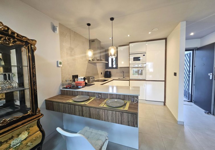 Wiederverkauf - Wohnung - Guardamar del Segura - Urbanizaciones