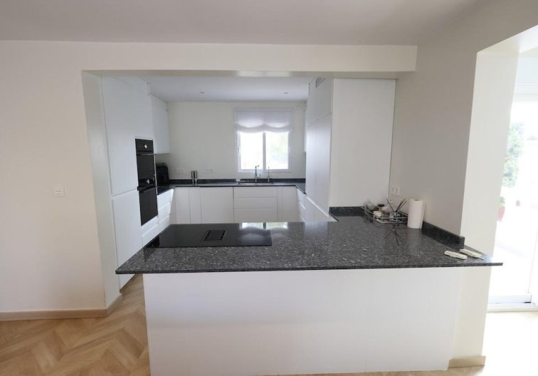 Segunda mano - villa - Torrevieja - Costa Blanca