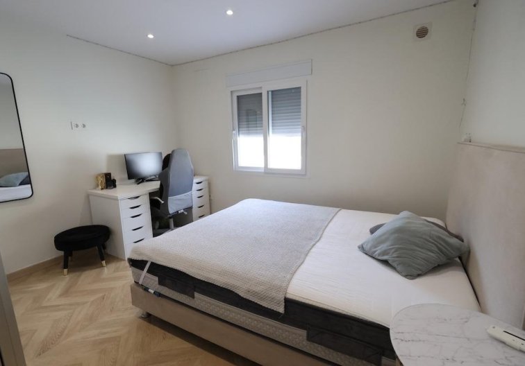 Segunda mano - villa - Torrevieja - Costa Blanca