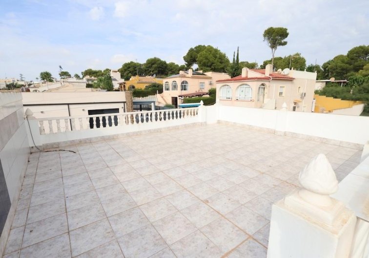 Segunda mano - villa - Torrevieja - Costa Blanca