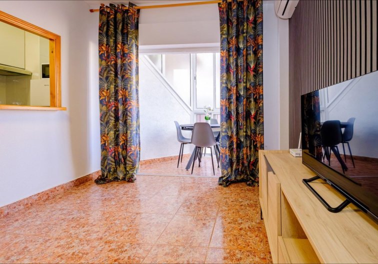 Resale - Apartment - Torrevieja - Playa del Cura
