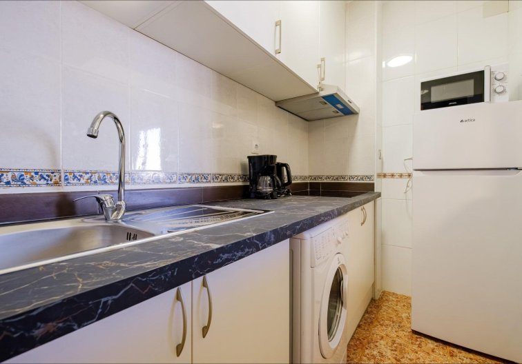 Resale - Apartment - Torrevieja - Playa del Cura