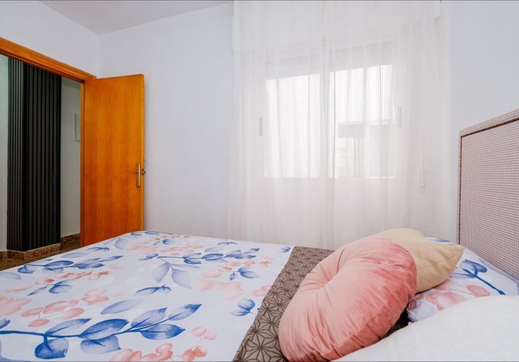 Resale - Apartment - Torrevieja - Playa del Cura