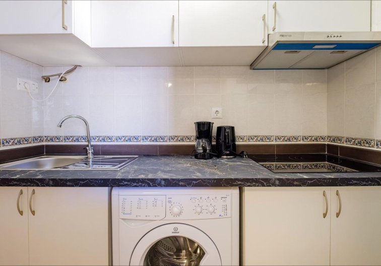 Resale - Apartment - Torrevieja - Playa del Cura