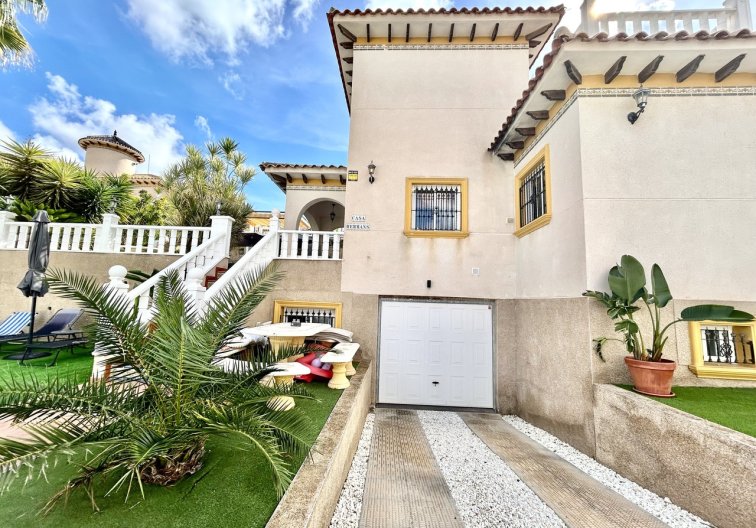 Resale - villa - Villamartin - Costa Blanca