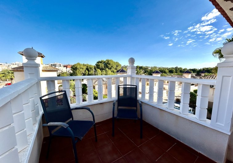 Resale - villa - Villamartin - Costa Blanca