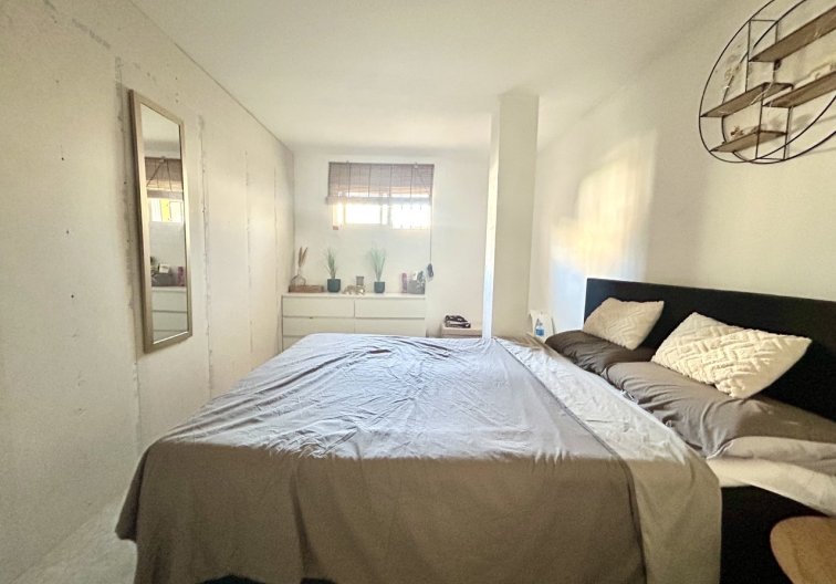 Resale - villa - Villamartin - Costa Blanca