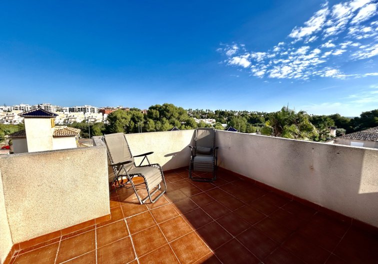 Resale - villa - Villamartin - Costa Blanca