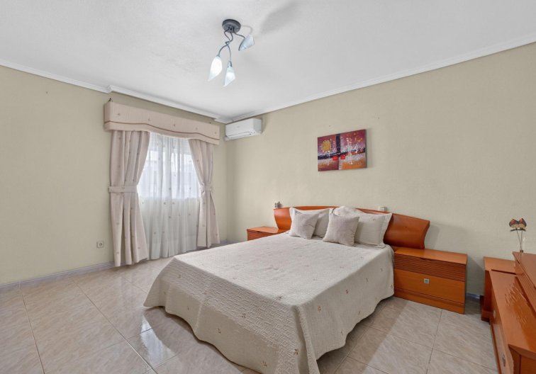 Wiederverkauf - Wohnung - Torrevieja