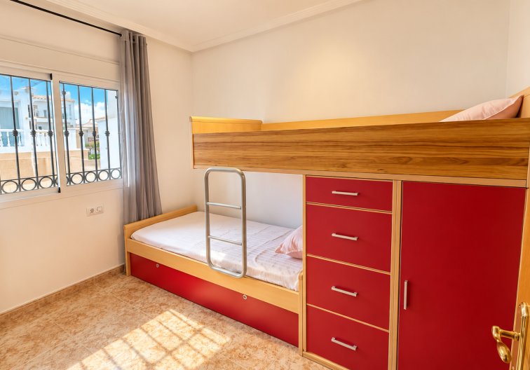 Wiederverkauf - Bungalow - Punta Prima - Costa Blanca