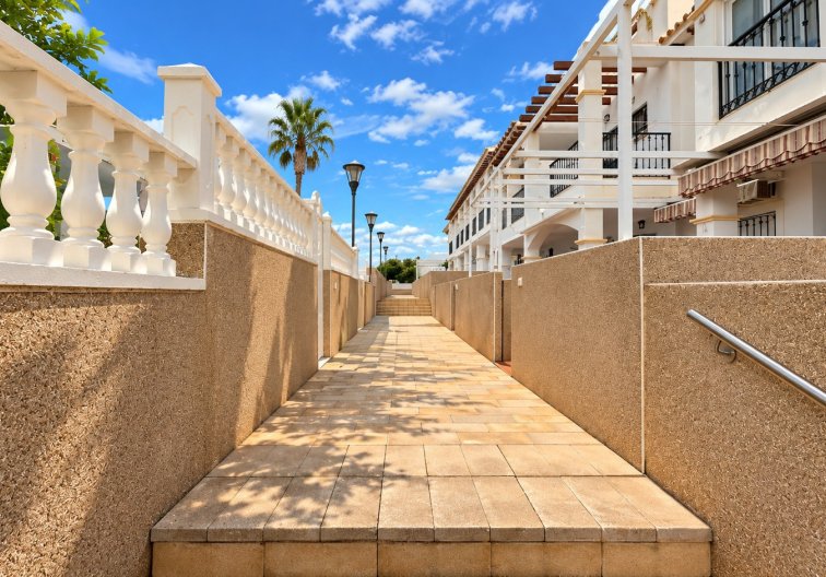Wiederverkauf - Bungalow - Punta Prima - Costa Blanca