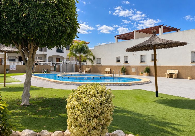 Wiederverkauf - Bungalow - Punta Prima - Costa Blanca