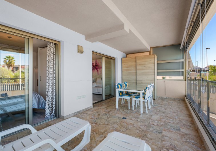 Resale - Apartment - Orihuela Costa - Los Dolses