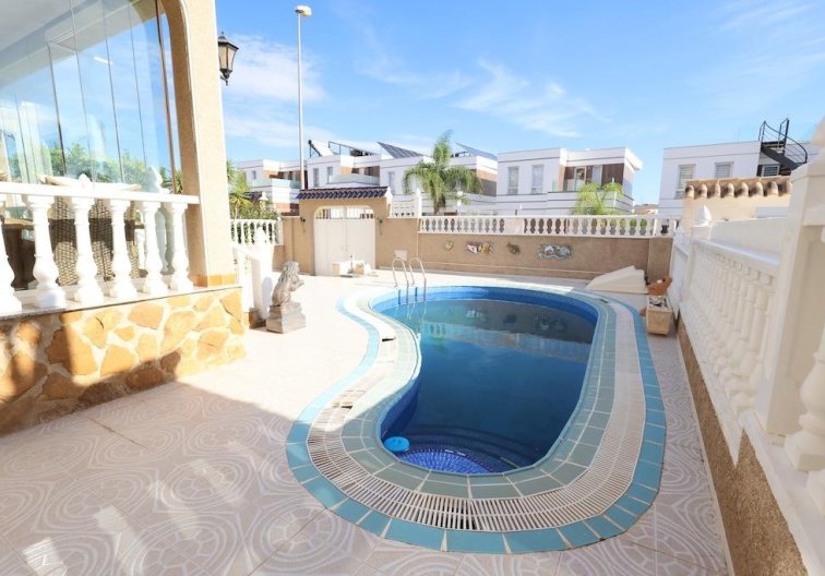 Segunda mano - villa - Orihuela Costa - Costa Blanca
