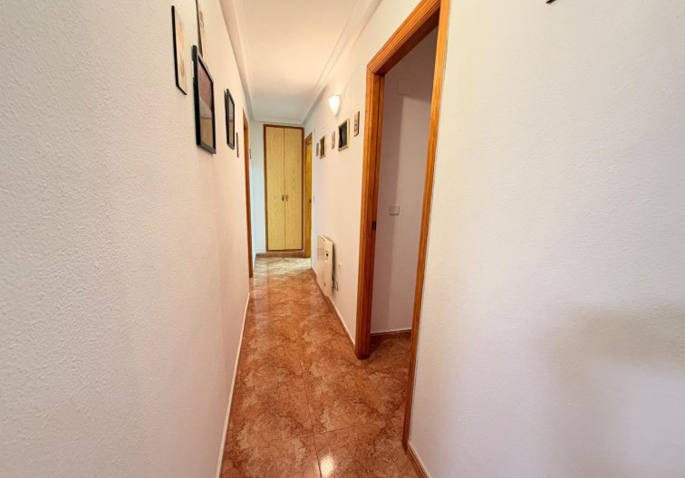 Resale - Apartment - Torrevieja - Centro