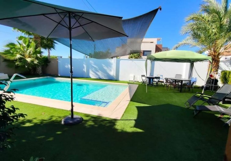 Herverkoop - villa - Torrevieja - Torreta Florida