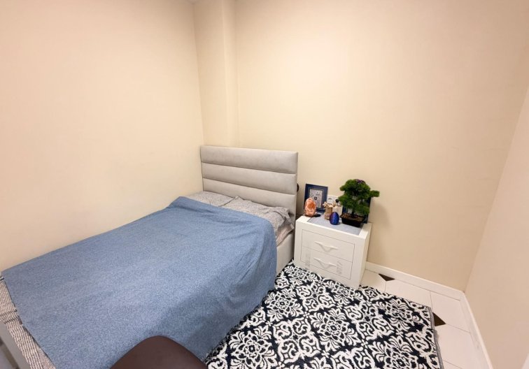 Resale - Apartment - Torrevieja - Centro