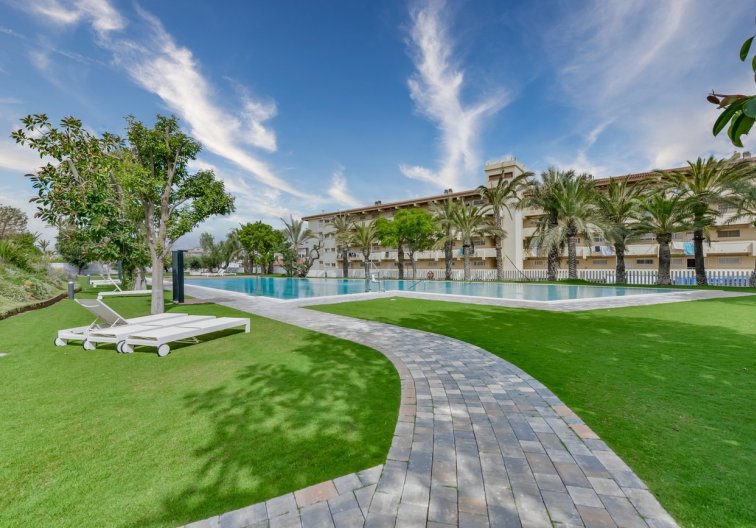 Resale - Apartment - Alfas del Pí - Albir