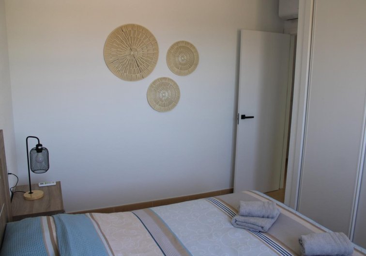 Segunda mano - Apartamento  - Roldan - Inland